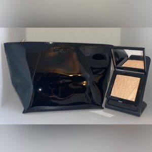 Givenchy-Cosmetic Bag and Face Highlighter (0252)